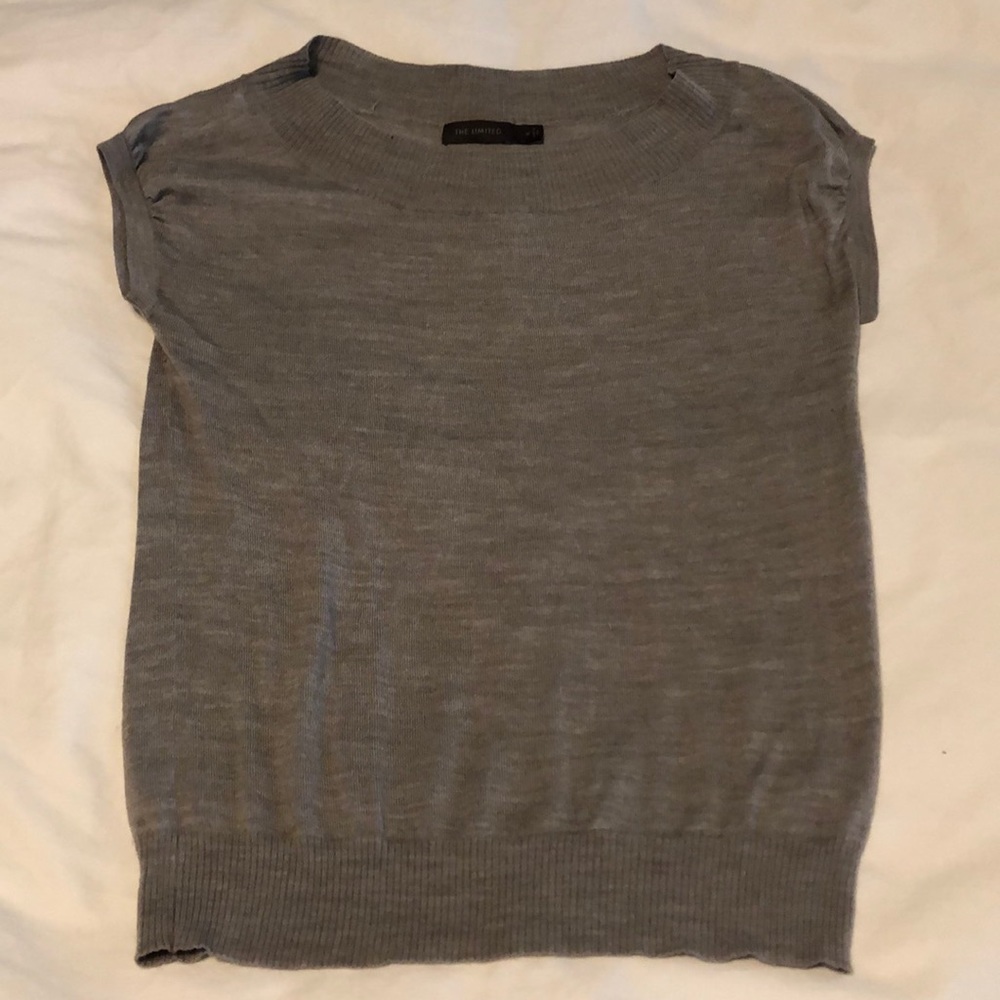 🐦Gray Limited Top🐦